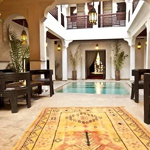 Riad Aladdin ****